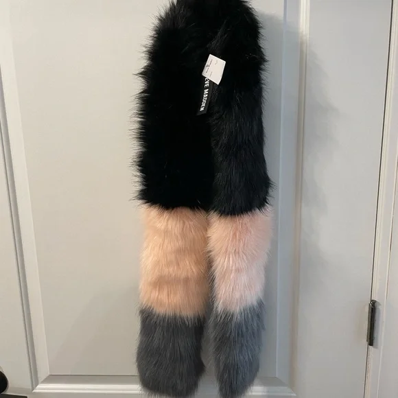 Steve Madden faux fur multicolor scarf